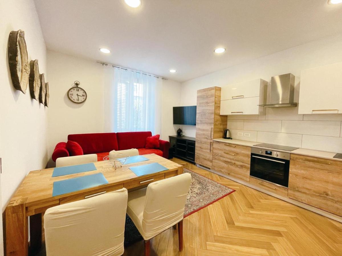 Apartment Candy Pula Dış mekan fotoğraf